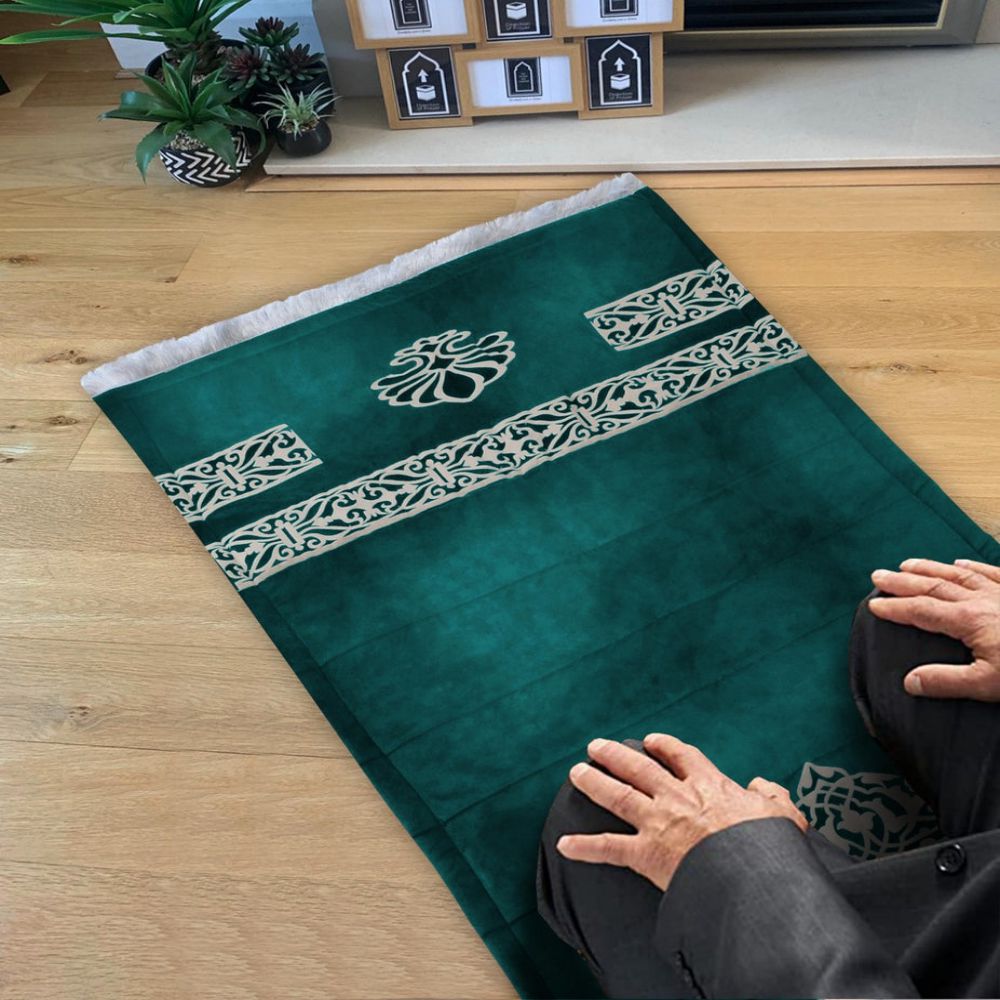 Luxury velvet fabric prayer mat ( Green )